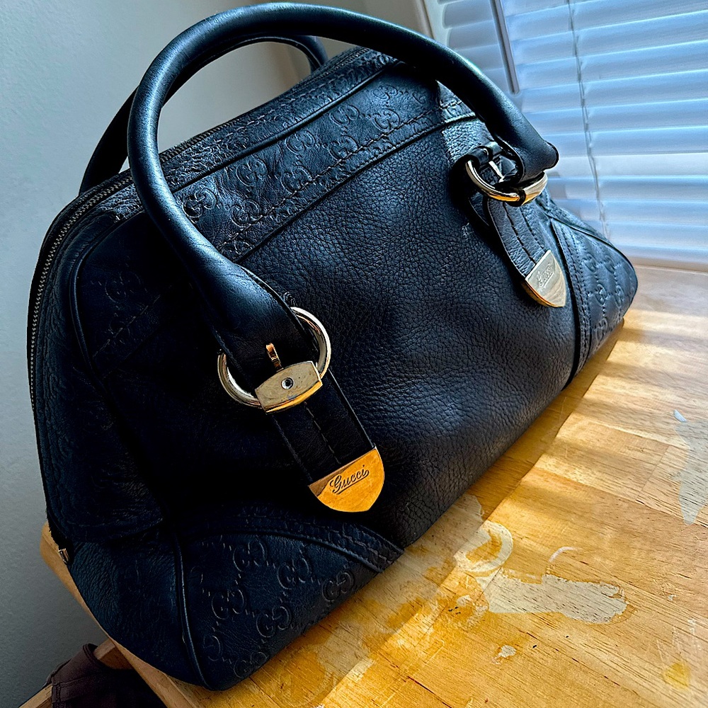 GUCCI